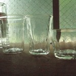 吹きガラスは化学反応を起こしながら作っているのだ！カリガラスへの挑戦なのだ。