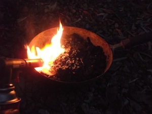 I roast tar in a gastorch burner, but fire does not arrive.